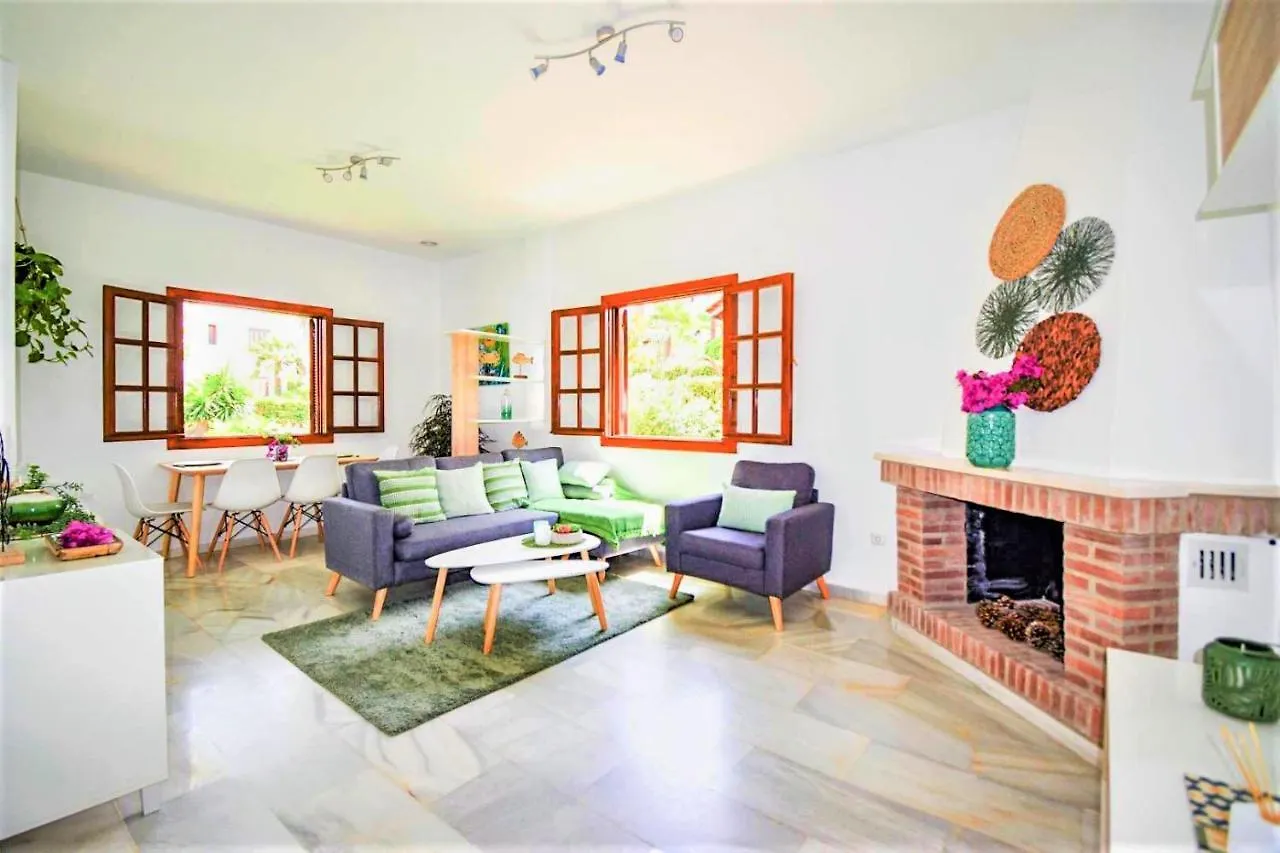 Villa Bahia Azul إِستيبونا إسبانيا